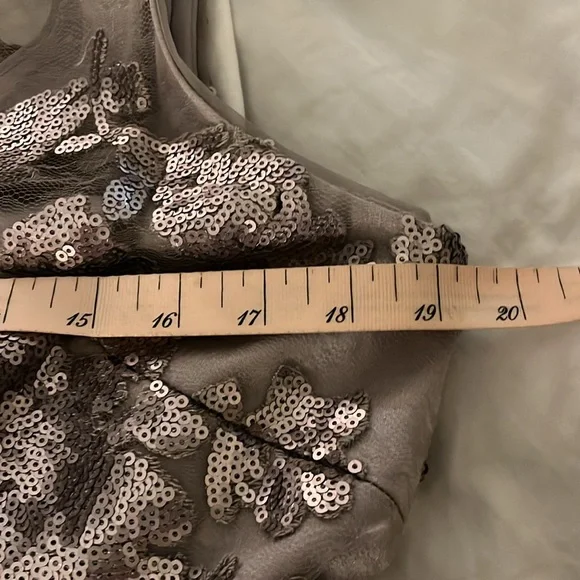 Vera Wang sequin silver cocktail dress size 14 - Picture 14 of 15